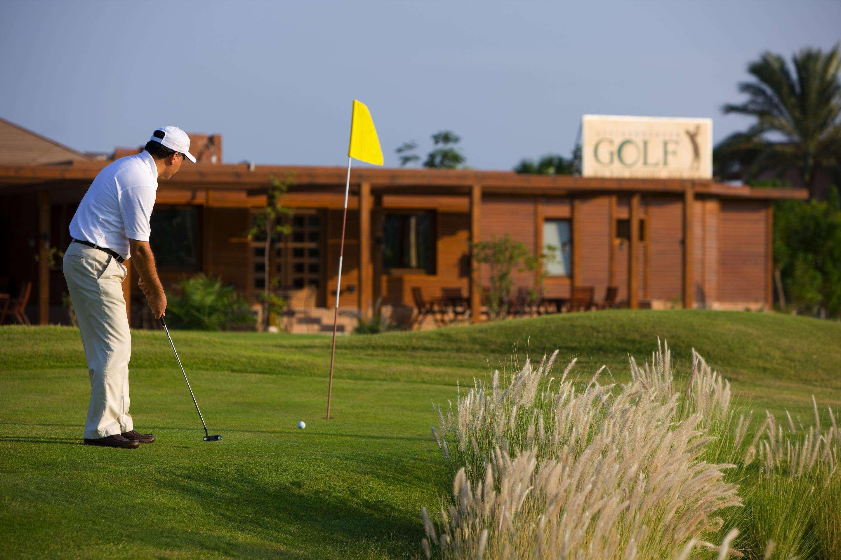 Steigenberger Aldau Beach Hotel Hurghada Luaran gambar Golf course in Egypt